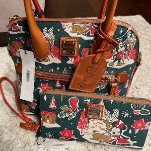 Dooney & Bourke Disney Christmas 2022 Mickey & Minnie Christmas Satchel Bag